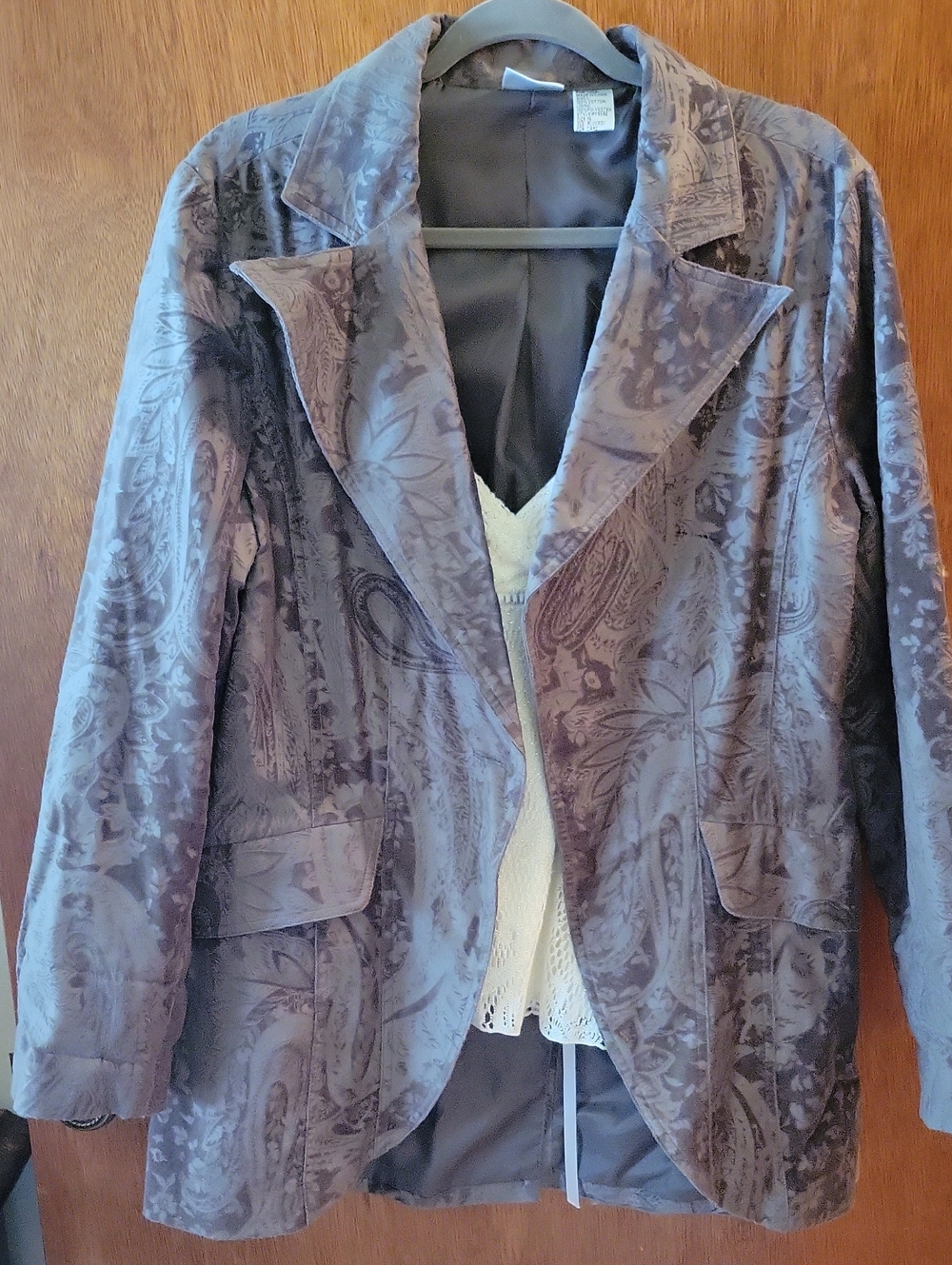 Newport News Silver Grey Paisley Jacquard Blazer